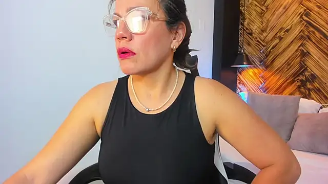 gipsela gomez online show from 03-26-26, 06:02