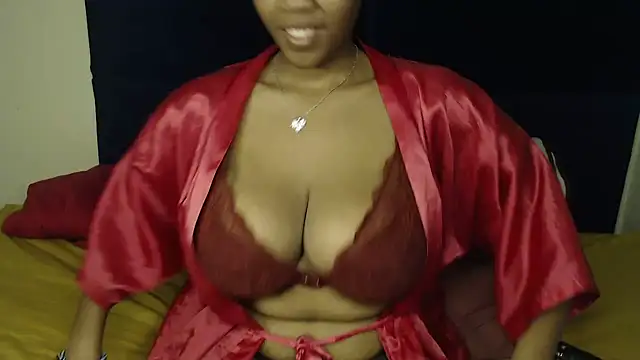 Snapshot of Busty-Londie chatting on 03-16-25, 04:56 Busty-Londie online show from 03-16-25, 04:56