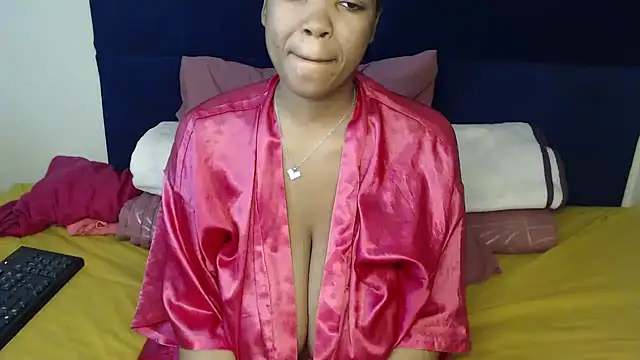 Snapshot of Busty-Londie chatting on 03-18-25, 04:48 Busty-Londie online show from 03-18-25, 04:48