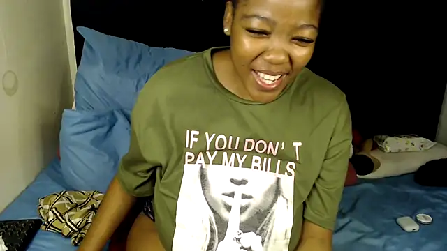 Busty-Londie online show from 11-18-25, 08:24