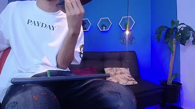 Snapshot of jhon_ath chatting on 11-30-25, 04:16 jhon ath online show from 11-30-25, 04:16