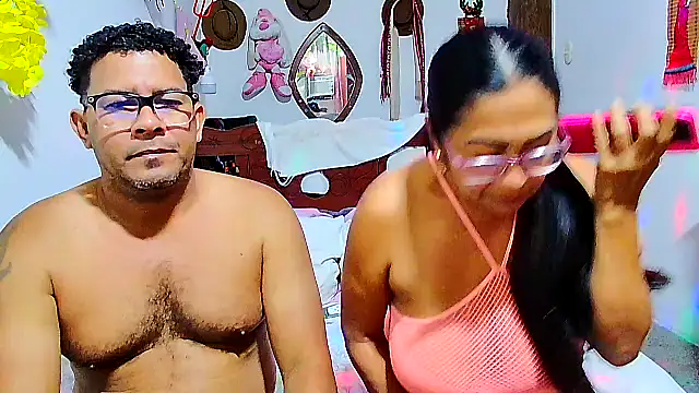 Snapshot of rosi_pamela chatting on 12-04-25, 10:40 rosi pamela online show from 12-04-25, 10:40