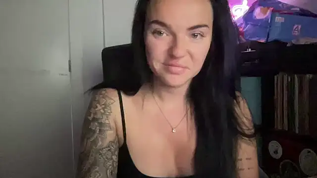 yorkshiregal online show from 09-12-25, 05:51