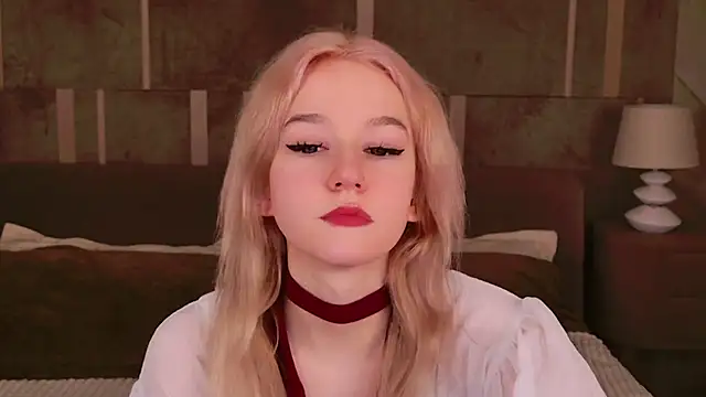 Snapshot of NaomiLoys chatting on 03-16-25, 06:55 NaomiLoys online show from 03-16-25, 06:55