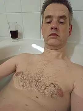 Hectorthyssen1 online show from 12-22-25, 08:50