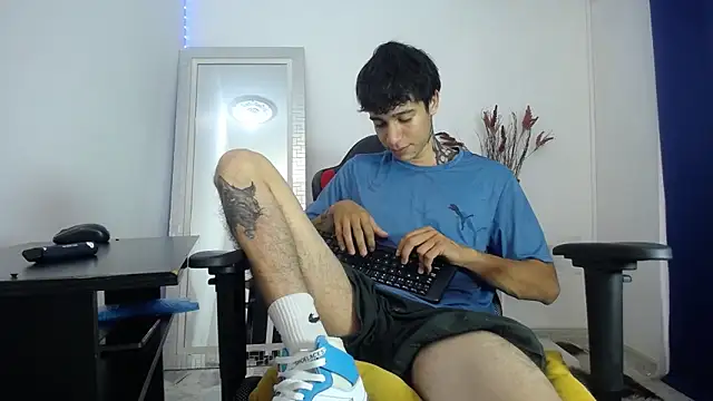 Zacktk7 online show from 02-06-25, 08:02