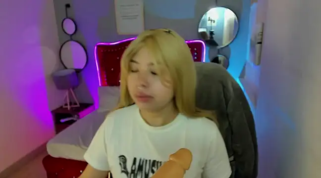 Namiko Park online show from 02-04-25, 03:57