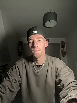 MikesWood21 online show from 12-02-24, 11:07