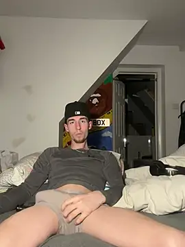 MikesWood21 online show from 01-14-25, 02:40