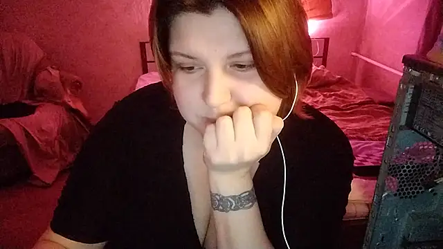 Snapshot of MalloryBartlett chatting on 01-02-25, 11:31 MalloryBartlett online show from 01-02-25, 11:31