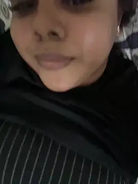 Snapshot of soniyatelugu chatting on 12-07-24, 01:03 soniyatelugu online show from 12-07-24, 01:03