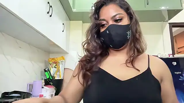 Snapshot of soniyatelugu chatting on 02-19-26, 08:32 soniyatelugu online show from 02-19-26, 08:32