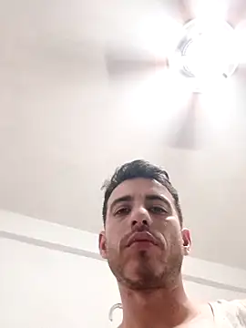 jhonyhot9292 online show from 03-03-26, 07:47