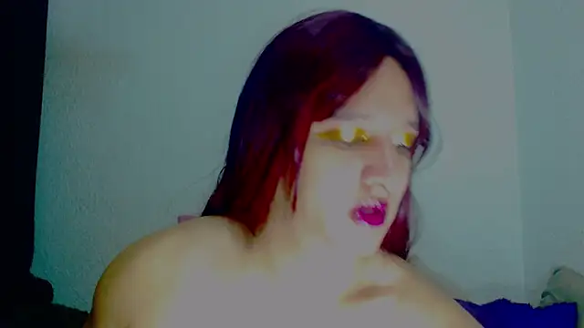 Snapshot of alexandrasexy32 chatting on 10-25-25, 02:52 alexandrasexy32 online show from 10-25-25, 02:52