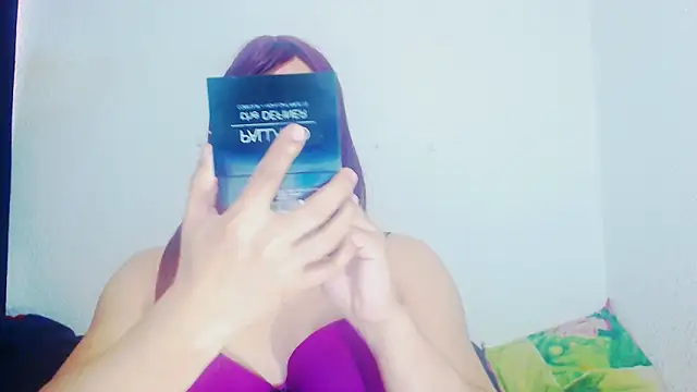 Snapshot of alexandrasexy32 chatting on 11-30-25, 01:26 alexandrasexy32 online show from 11-30-25, 01:26