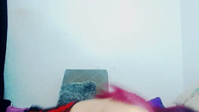 Snapshot of alexandrasexy32 chatting on 12-02-25, 12:38 alexandrasexy32 online show from 12-02-25, 12:38