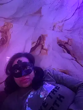 Snapshot of Inaya_Mishra chatting on 01-08-25, 05:59 Inaya Mishra online show from 01-08-25, 05:59