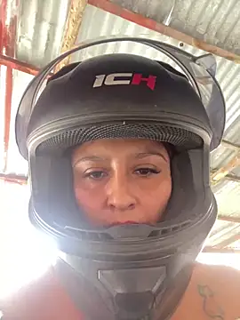 Snapshot of Keittly_ chatting on 12-15-24, 05:53 Keittly online show from 12-15-24, 05:53