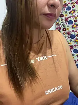 Snapshot of Keittly_ chatting on 12-17-24, 12:45 Keittly online show from 12-17-24, 12:45