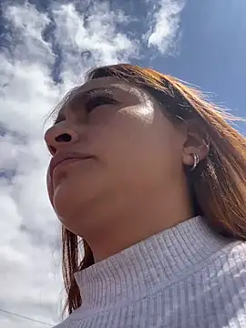 Snapshot of Keittly_ chatting on 12-19-24, 04:46 Keittly online show from 12-19-24, 04:46