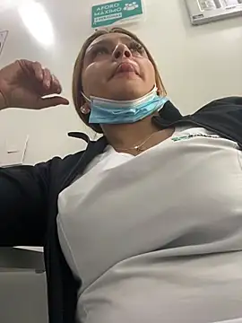 Snapshot of Keittly_ chatting on 01-02-25, 04:02 Keittly online show from 01-02-25, 04:02