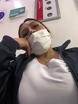 Snapshot of Keittly_ chatting on 03-04-25, 06:29 Keittly online show from 03-04-25, 06:29