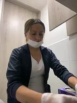 Snapshot of Keittly_ chatting on 03-08-25, 05:33 Keittly online show from 03-08-25, 05:33