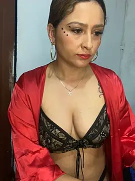 Snapshot of Keittly_ chatting on 03-15-25, 11:29 Keittly online show from 03-15-25, 11:29