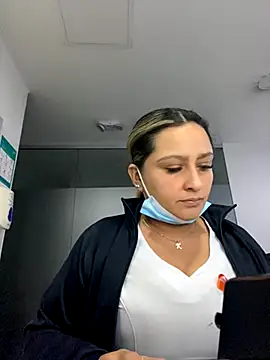 Snapshot of Keittly_ chatting on 10-09-25, 02:20 Keittly online show from 10-09-25, 02:20