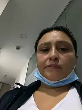 Snapshot of Keittly_ chatting on 11-13-25, 02:54 Keittly online show from 11-13-25, 02:54