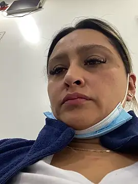 Snapshot of Keittly_ chatting on 11-23-25, 12:38 Keittly online show from 11-23-25, 12:38