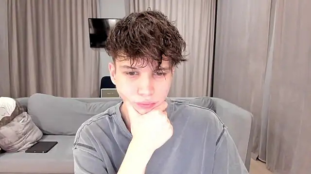 Im Shine Guy online show from 12-26-24, 08:00