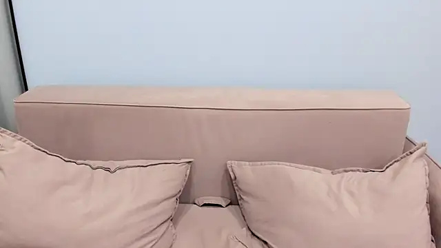 Im Shine Guy online show from 11-26-25, 06:20