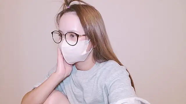 Snapshot of _hina_chan_ chatting on 06-25-26, 02:54 hina chan online show from 06-25-26, 02:54