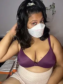 Snapshot of Riyaki-sama chatting on 09-11-25, 10:54 Riyaki-sama online show from 09-11-25, 10:54