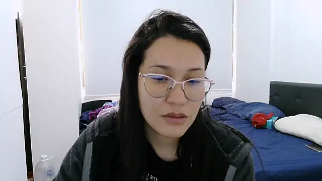 luxandracon23 online show from 10-01-25, 06:36