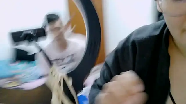 luxandracon23 online show from 01-07-26, 07:33