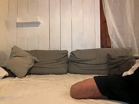 Snapshot of trebord77 chatting on 02-02-26, 08:51 trebord77 online show from 02-02-26, 08:51