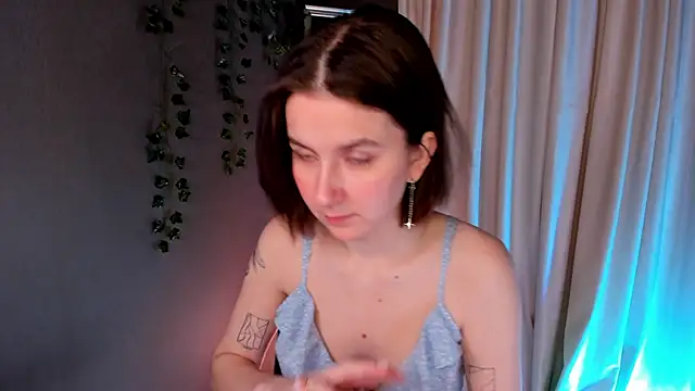 Snapshot of mind_game chatting on 12-12-24, 05:52 mind game online show from 12-12-24, 05:52