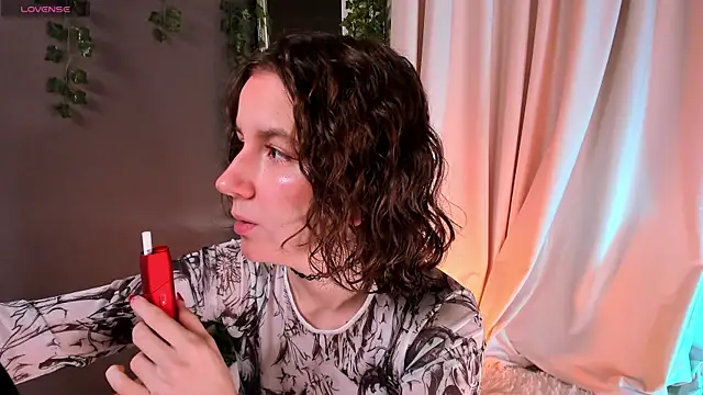 Snapshot of mind_game chatting on 03-15-25, 05:52 mind game online show from 03-15-25, 05:52