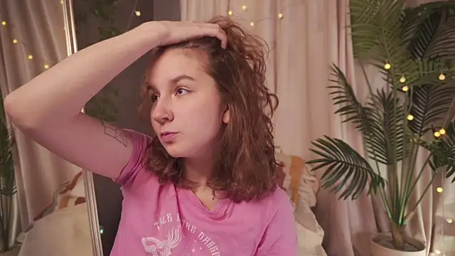 Snapshot of mind_game chatting on 11-05-25, 06:02 mind game online show from 11-05-25, 06:02