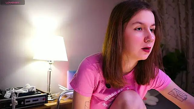 Snapshot of mind_game chatting on 11-30-25, 06:06 mind game online show from 11-30-25, 06:06