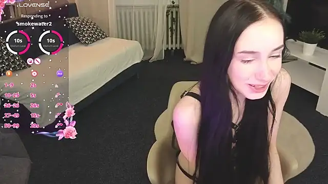 Snapshot of AlicePlayss chatting on 02-02-25, 04:26 AlicePlayss online show from 02-02-25, 04:26