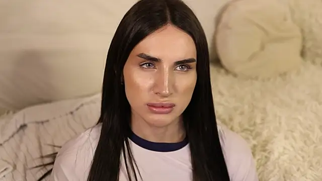 Kim Oberlin  online show from 01-08-25, 02:46