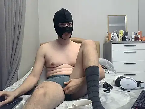 Snapshot of unknownguy_7 chatting on 09-13-25, 03:56 unknownguy 7 online show from 09-13-25, 03:56