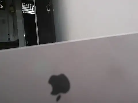 Snapshot of Lunaxx001 chatting on 03-19-25, 10:11 Lunaxx001 online show from 03-19-25, 10:11