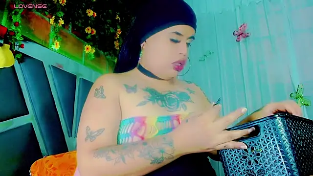 nauthyvalentina online show from 06-05-26, 11:32