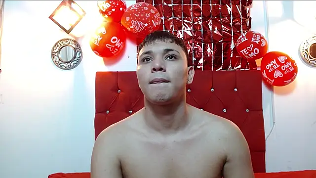 couple lovelyds online show from 02-20-25, 03:41