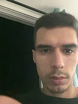 Snapshot of RicarBer chatting on 02-10-26, 01:32 RicarBer online show from 02-10-26, 01:32