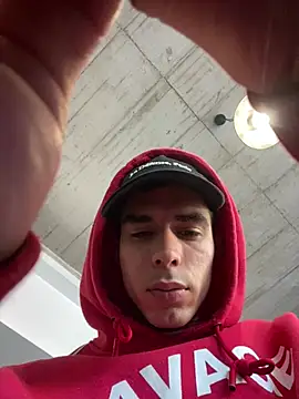 Snapshot of RicarBer chatting on 02-15-26, 03:53 RicarBer online show from 02-15-26, 03:53